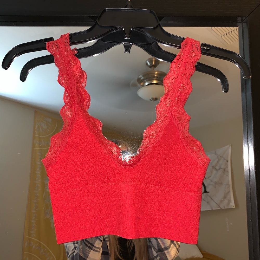 Urban Outfitters Cropped tank